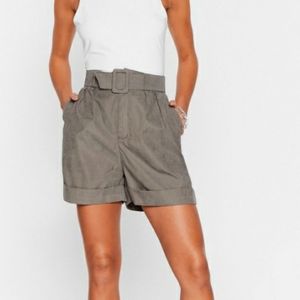 NASTY GAL paper bag belted shorts sz